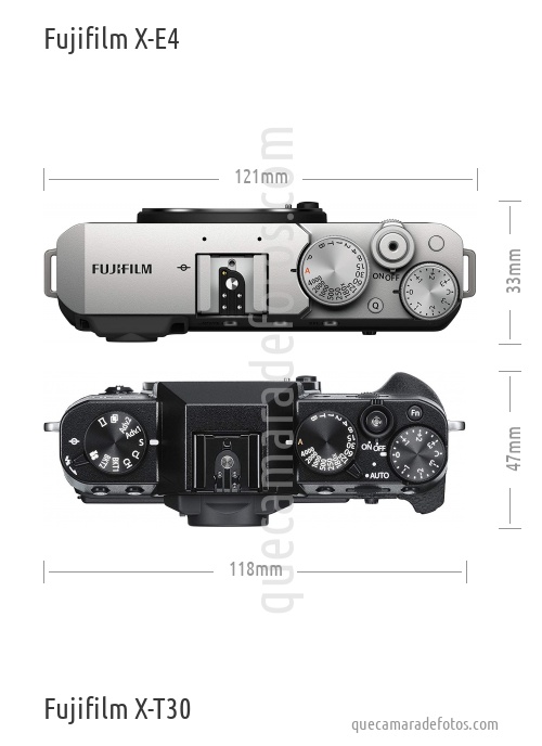 Fujifilm X-E4 vs Fujifilm X-T30